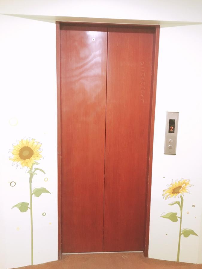 Mini Box Hotel Tajpej Buitenkant foto